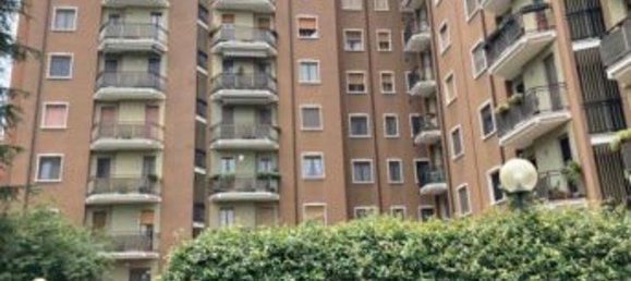 2-salle Appartement à Trezzano sul Naviglio, Italy No. 6288 16