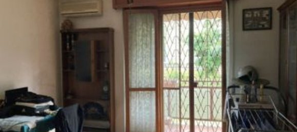 2-salle Appartement à Trezzano sul Naviglio, Italy No. 6288 9