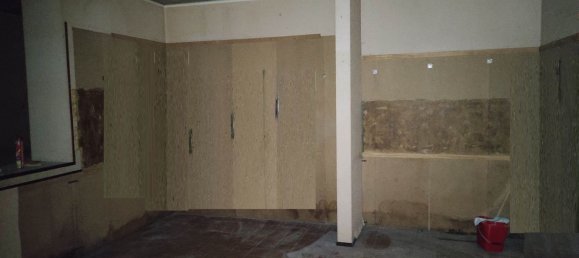 Gewerbliche Immobilie in Bari, Italy 142m², Nr. 254286 13