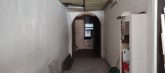 Gewerbliche Immobilie in Bari, Italy 142m², Nr. 254286 11