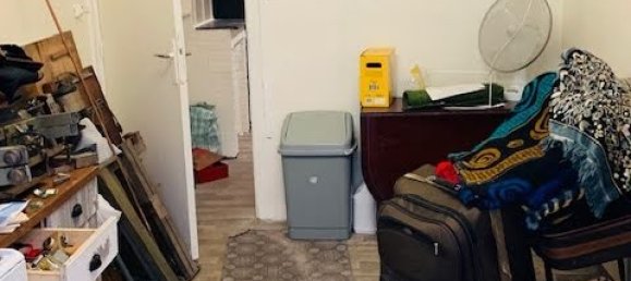 2 rooms Duplex in Montreuil, France No. 191223 3