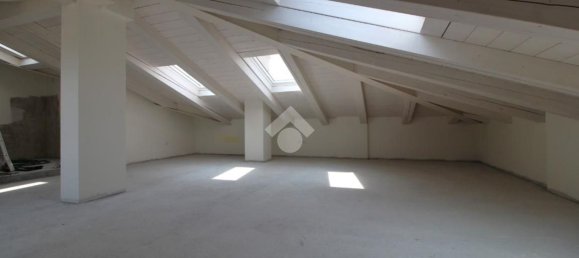 3غرفة شقة في Mairano, Italy رقم 284094 16