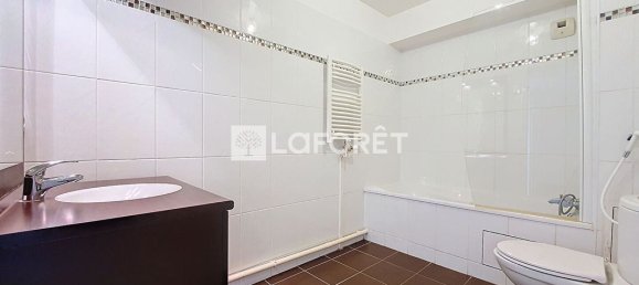 3 bedrooms Apartment in Viry-Chatillon, France No. 169180 9