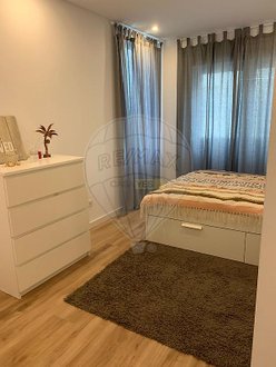 389m² Building in Lisbon, Portugal No. 143955