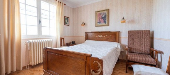 3 bedrooms House in Charente-Maritime, France No. 296107 5