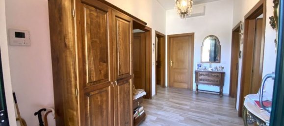 3-salle Villa à Montecatini Terme, Italy No. 270269 21