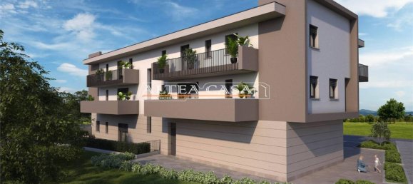3 rooms Apartment in Dalmine, Italy No. 27051 6