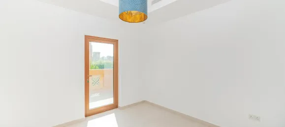 Вилла с 3 спальнями в Al Furjan, ОАЭ № 108503 4