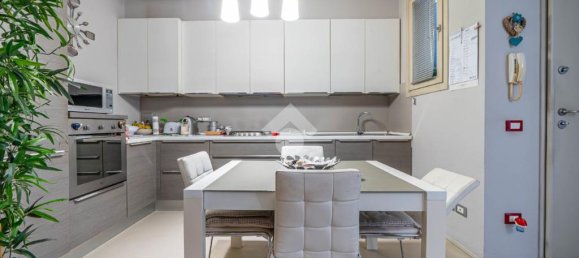 2 chambres Appartement à Maranello, Italy No. 329385 6