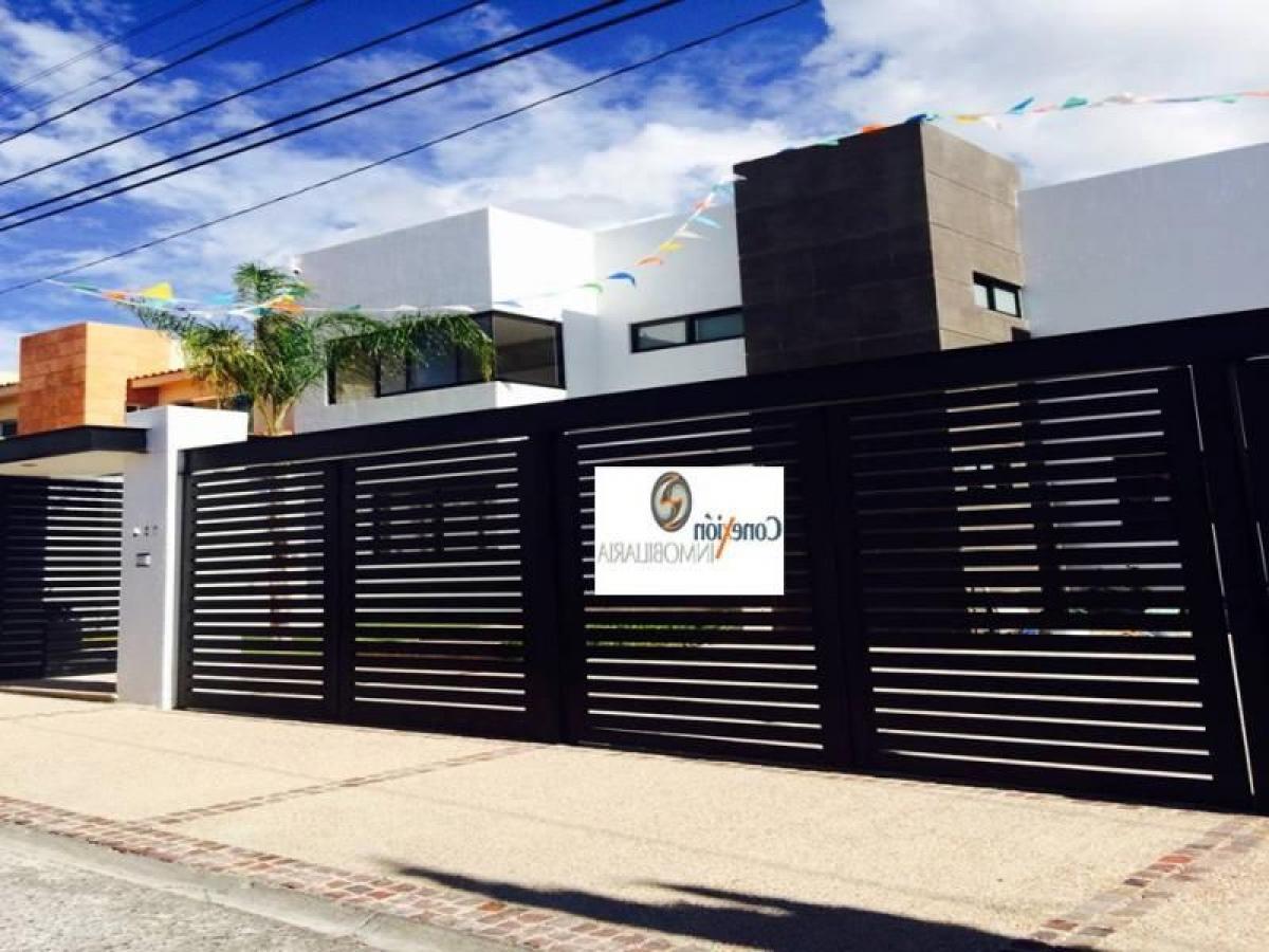 3 bedrooms House in Queretaro, Mexico No. 179940