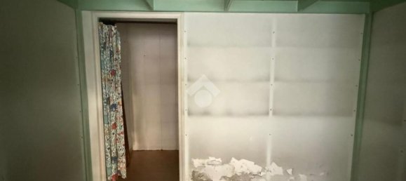 30m² Commercial property in Naples, Italy No. 300879 11