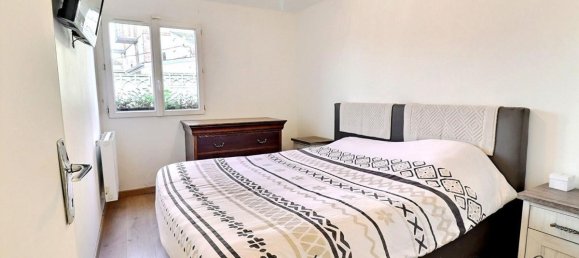 2 Schlafzimmer Haus in Fitz-James, France, Nr. 53036 3