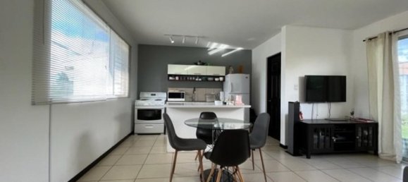 2 bedrooms Condo in Alajuela, Costa Rica No. 671 4