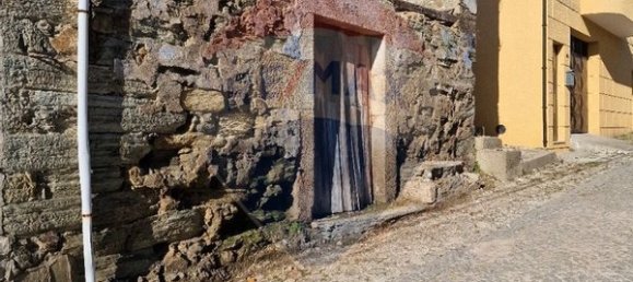 2 bedrooms House in Peso da Regua, Portugal No. 186009 2