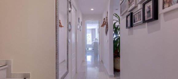 2 bedrooms Penthouse in Marbella, Spain No. 136790 17