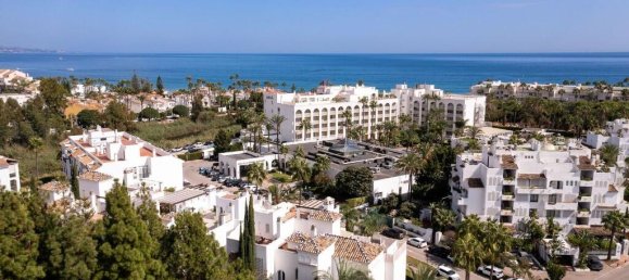 2 bedrooms Penthouse in Marbella, Spain No. 136790 2