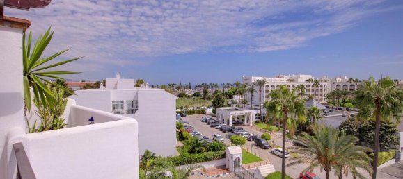 2 bedrooms Penthouse in Marbella, Spain No. 136790 9