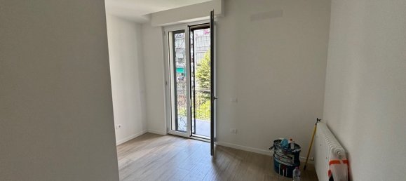 3-Zimmer Wohnung in Florence, Italy, Nr. 37178 5