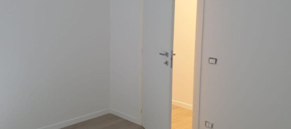 3-Zimmer Wohnung in Florence, Italy, Nr. 37178 22