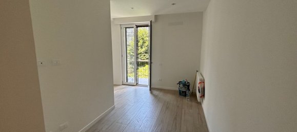 3-Zimmer Wohnung in Florence, Italy, Nr. 37178 2
