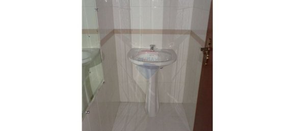 28m² Commercial property in Ventosa do Bairro, Portugal No. 66057 8