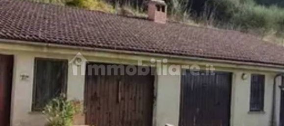 2 chambres Maison à Costacciaro, Italy No. 127539 5