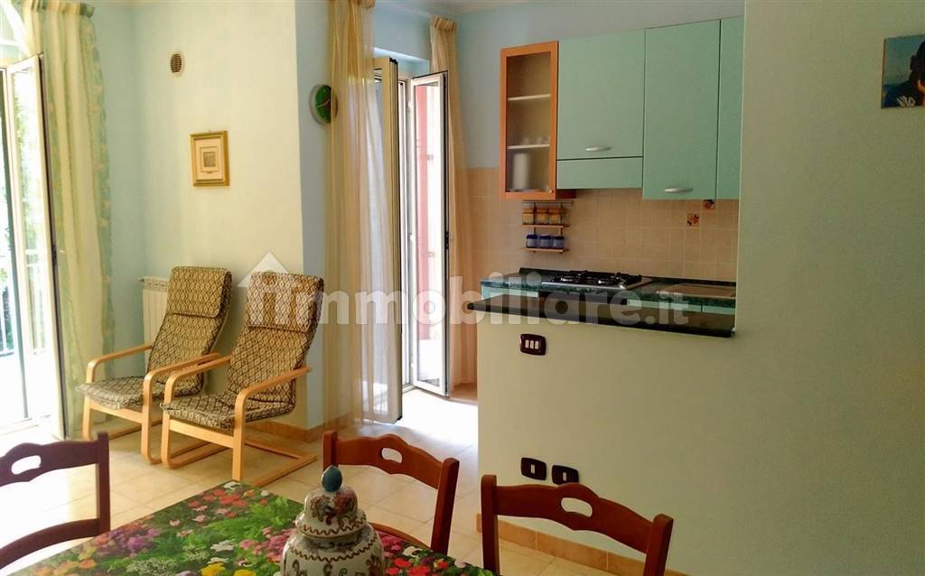 Квартира с 3 спальнями в Амантеа, Италия № 155936