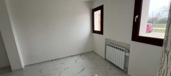 4 rooms House in Vigonza, Italy No. 152745 40