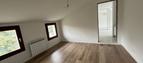 4 rooms House in Vigonza, Italy No. 152745 7