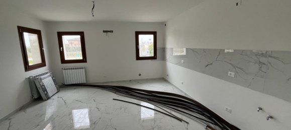 4 rooms House in Vigonza, Italy No. 152745 26