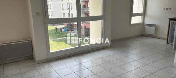 Studio in Amiens, France No. 301919 2