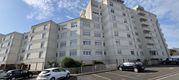 2 bedrooms Apartment in Bourges, France No. 214947 8