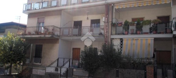 3 rooms Apartment in Castrolibero, Italy No. 101970 4