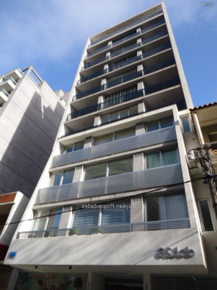 Studio in Montevideo, Uruguay No. 745