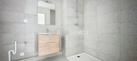 2 bedrooms Apartment in Saint-Louis, France No. 72924 8
