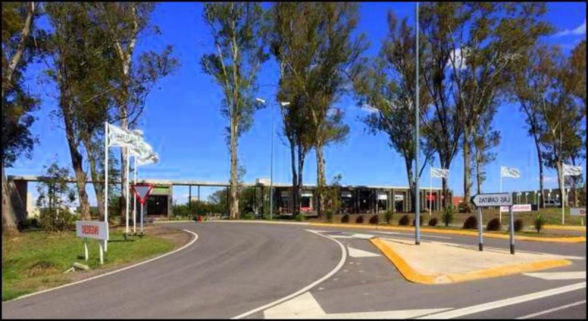  Land in Cordoba, Argentina No. 38030