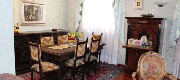 5 rooms Apartment in Turin, Italy No. 38039 36