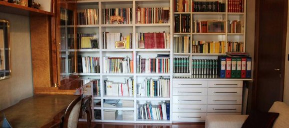 5 rooms Apartment in Turin, Italy No. 38039 16