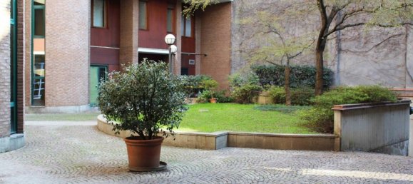 5 rooms Apartment in Turin, Italy No. 38039 23