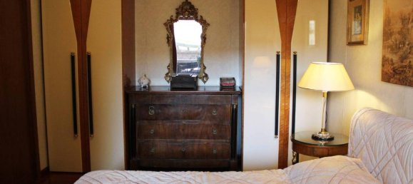 5 rooms Apartment in Turin, Italy No. 38039 9