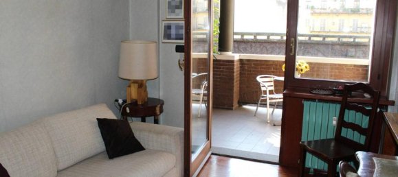 5 rooms Apartment in Turin, Italy No. 38039 15
