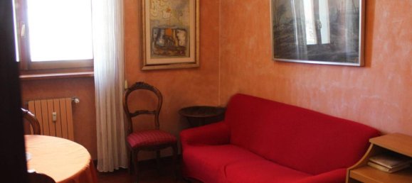 5 rooms Apartment in Turin, Italy No. 38039 6