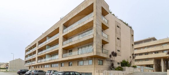 2 غرف نوم منزل ذو طابقين في Sao Felix da Marinha, Portugal رقم 145697 2