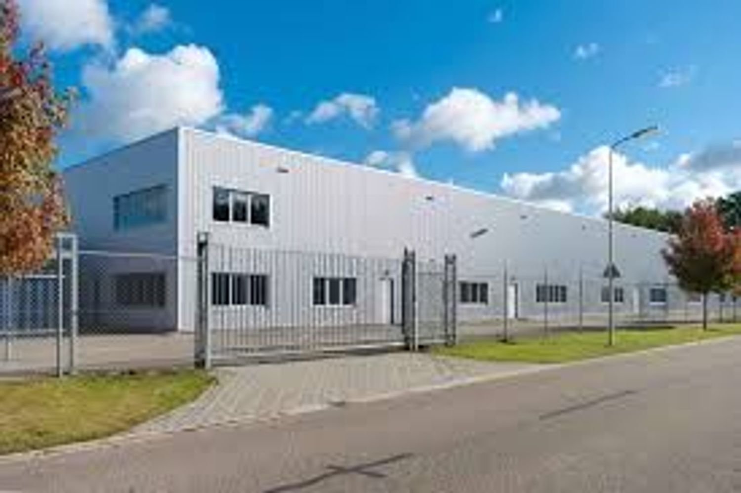 233m² Building in Fabriano, Italy No. 402727