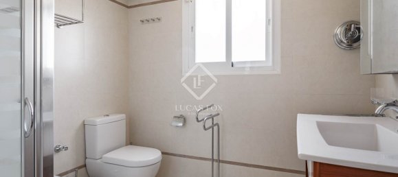 8 bedrooms Villa in Estepona, Spain No. 24212 26