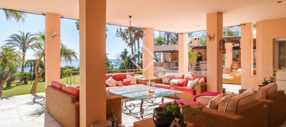 8 bedrooms Villa in Estepona, Spain No. 24212 16