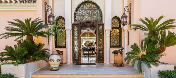 8 bedrooms Villa in Estepona, Spain No. 24212 30