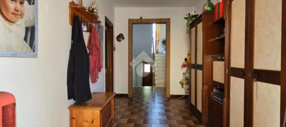 2 Schlafzimmer Haus in Castelnuovo Belbo, Italy, Nr. 149388 6