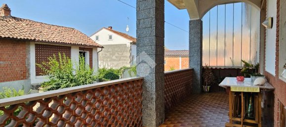 2 Schlafzimmer Haus in Castelnuovo Belbo, Italy, Nr. 149388 9