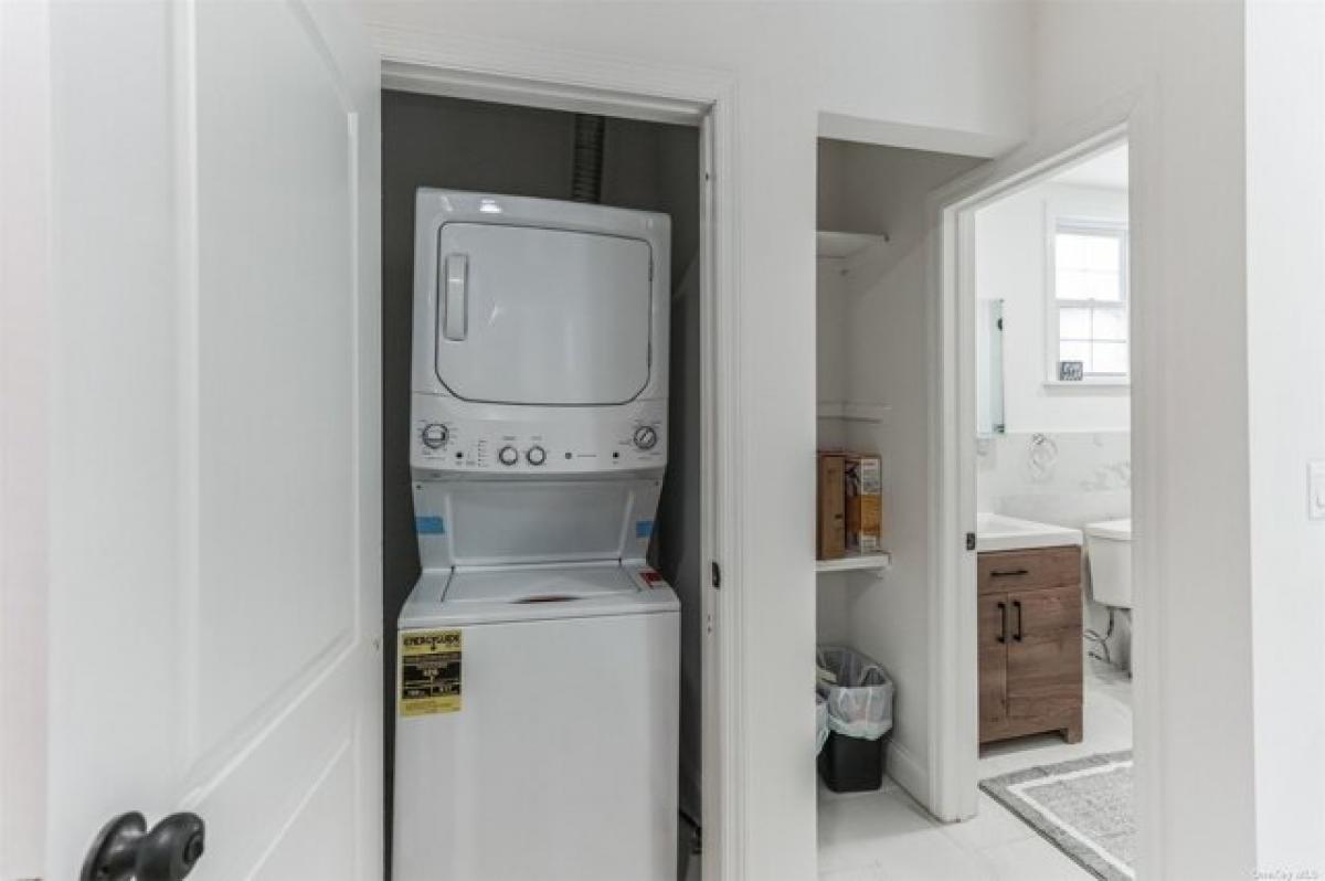 Дом с 4 спальнями в Astoria, США № 223025